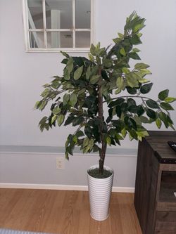 Artificial tree