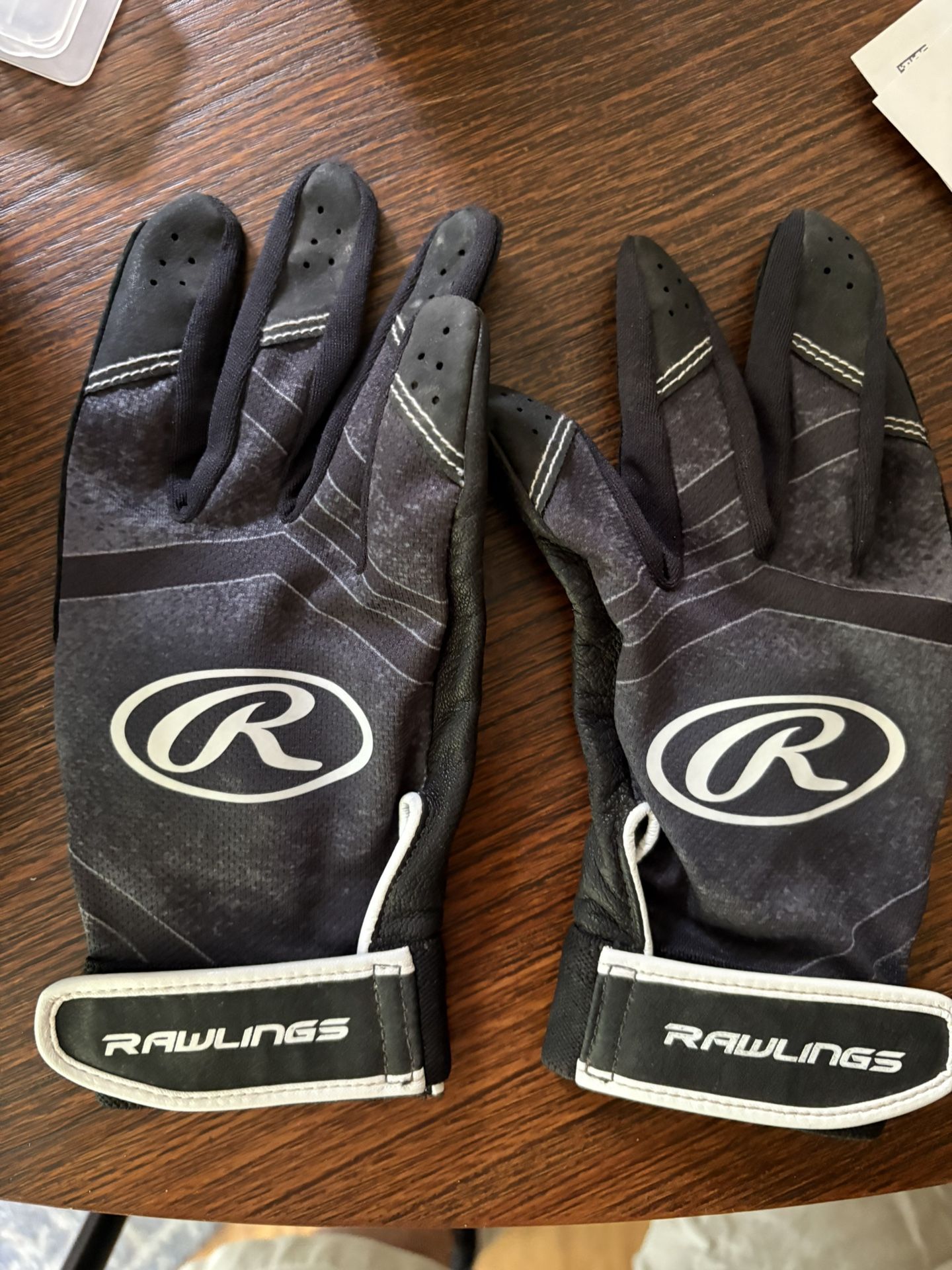 Rawlings Lite Toro Catcher Mitt And Batting Gloves And Rip It Turf Shoes