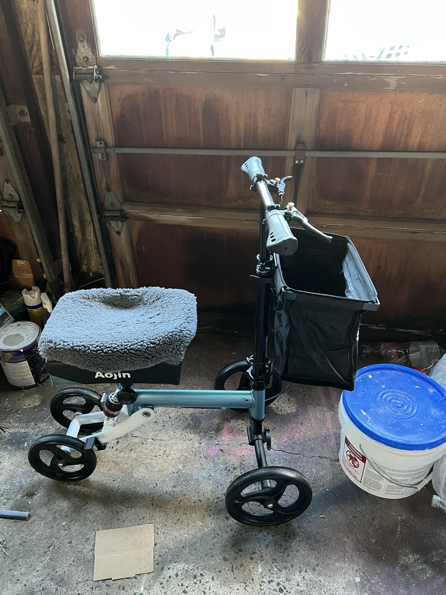 Knee Scooter