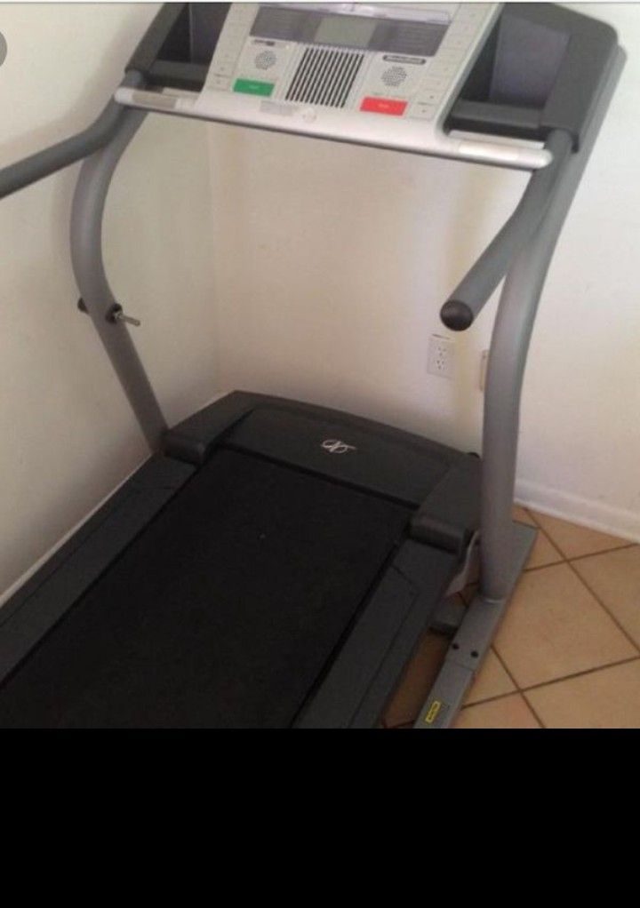 C2255 treadmill sales