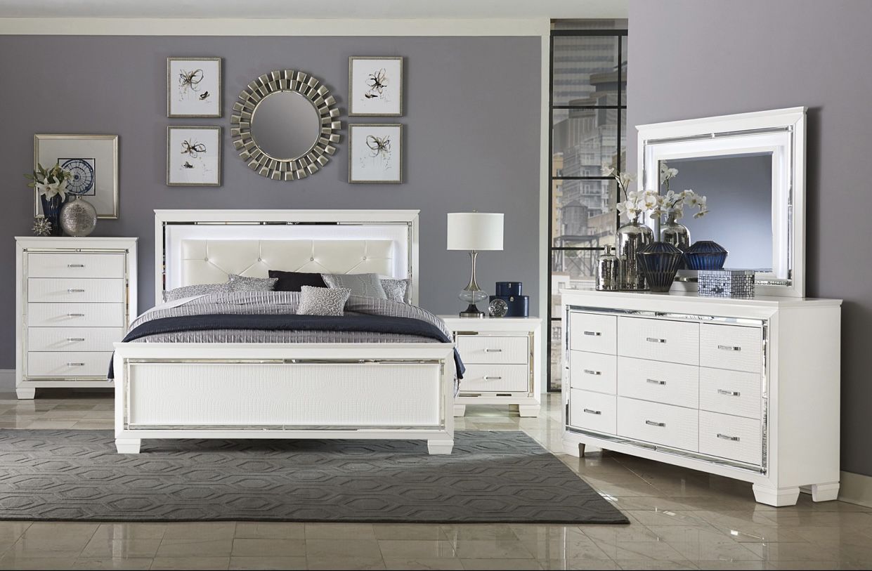 New King Bedroom Set