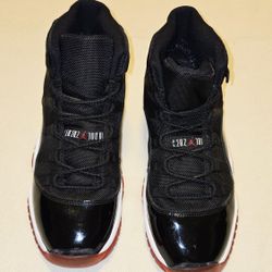 Air Jordan 11 Retro Bred Men's Black/Red/White Athletic 2012  Size Youth 7