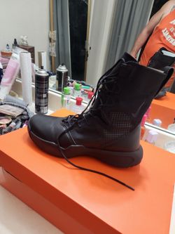 Nike SHB B2 - Men's Boot - Size 11 / Black