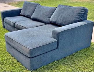 Sectional sofa couch