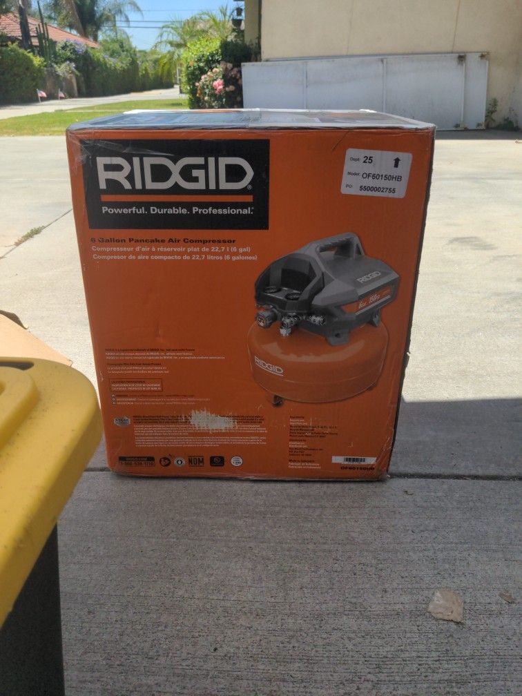 Ridgid 6 Gal. Portable Electric Pancake Air Compressor