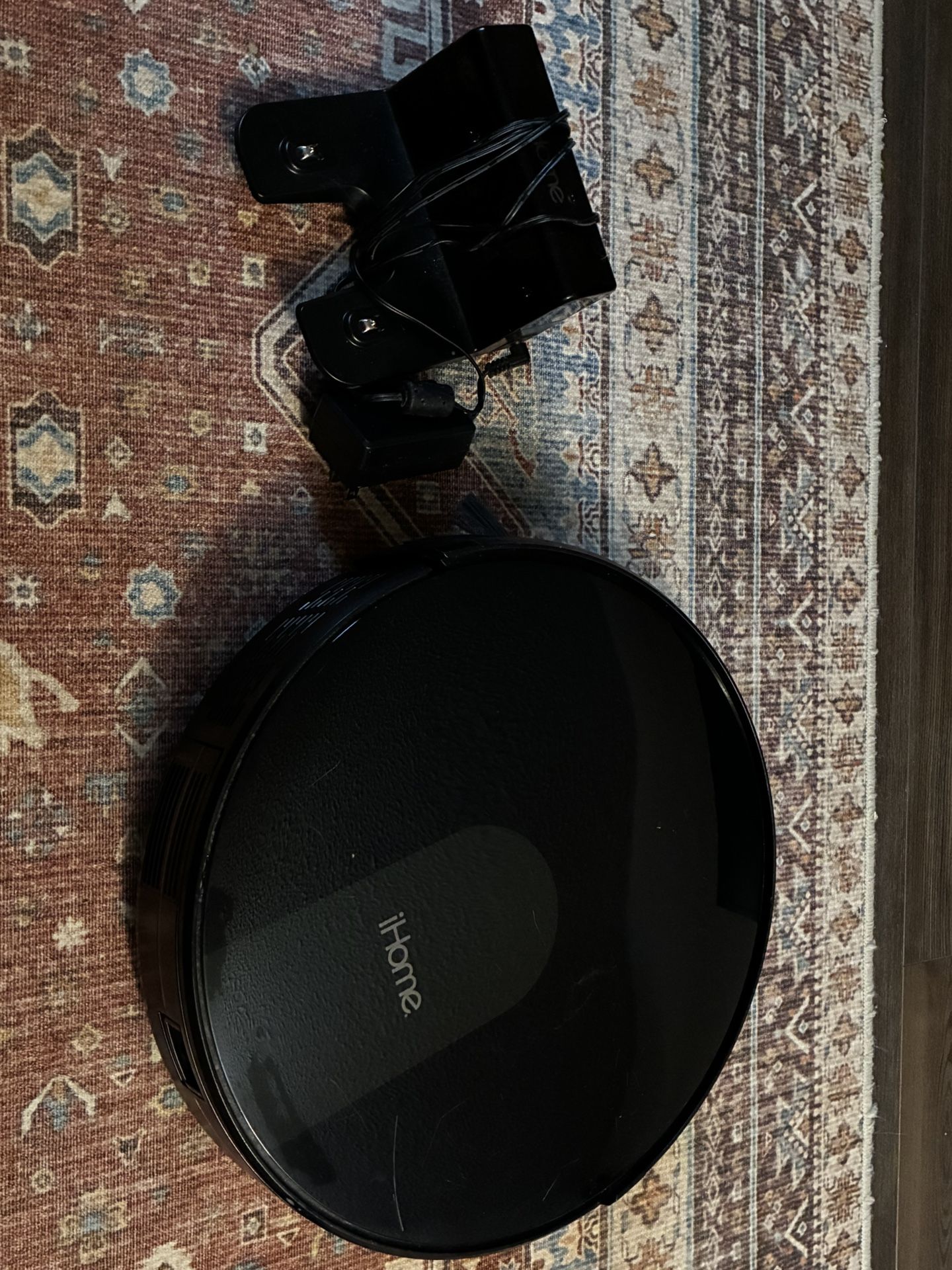 iHome Eclipse Robot Vacuum