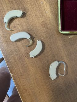 HeAring aids