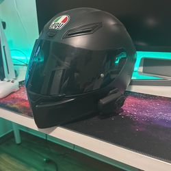 Aqv Helmet With Black Visor