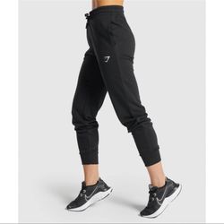 Gymshark Women's Black Training Jogger, Small for Sale in Manalapan  Township, NJ - OfferUp