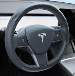 Uxcer Carbon Fiber Leather Steering Wheel Cover For Tesla Model 3/Y 2016-2025 2026 Juniper/Highland