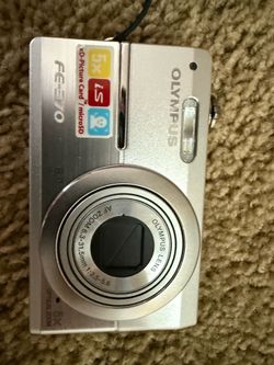 Olympus FE-370 Digital Camera