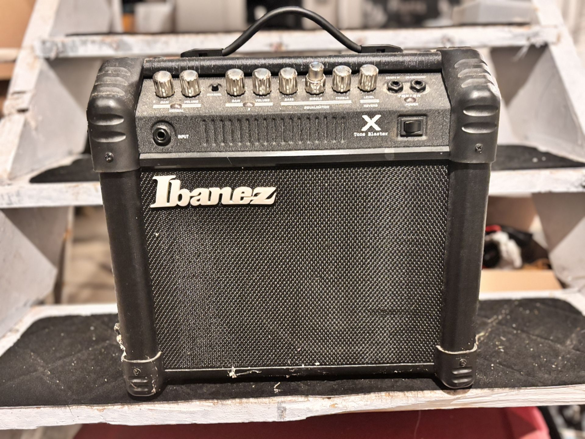 Ibanez TBX15R Tone Blaster Xtreme Guitar Amp