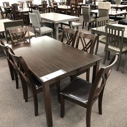 Dining table set