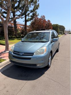 2005 Toyota Sienna