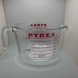 8 cup Pyrex measuring cup
