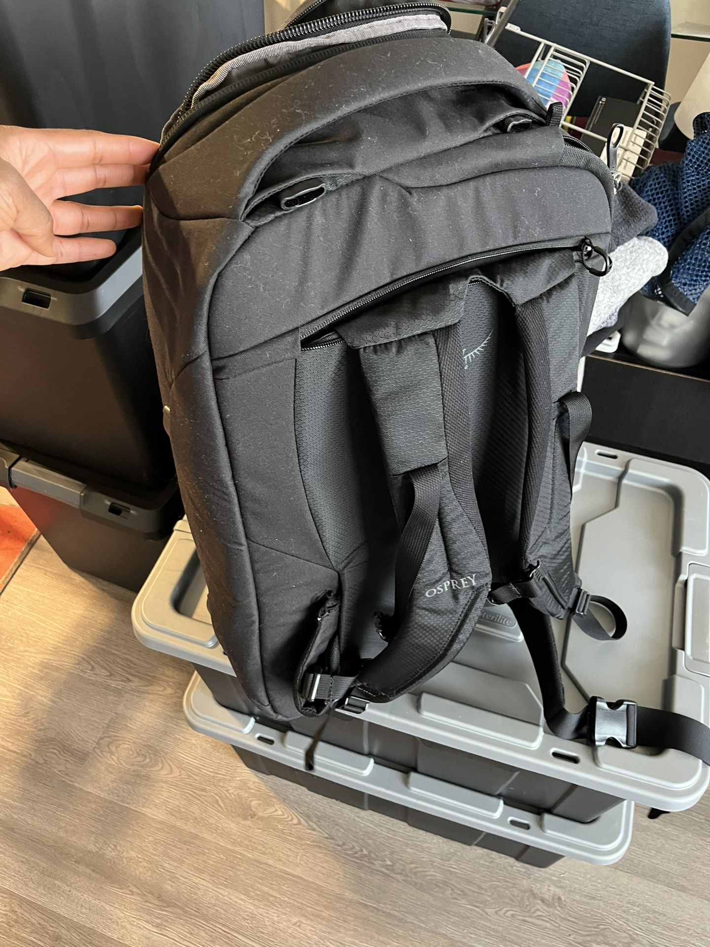 (NEW) Osprey travel Backpack BLACK