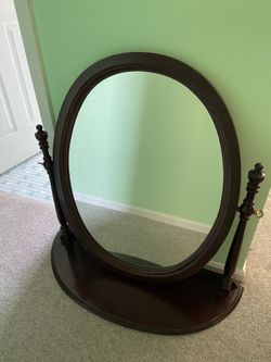 Vintage Bassett Furniture Eden House Table top vanity cherry mirror