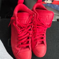 Chuck Taylor Hightop Red