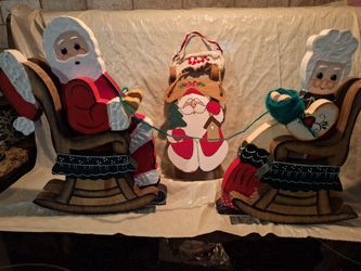 Mr&Mrs Santa Knitting + 2 Hanging Santas