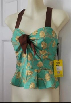 smiley halter top medium new unique vintage, floral, Hawaiian, luau