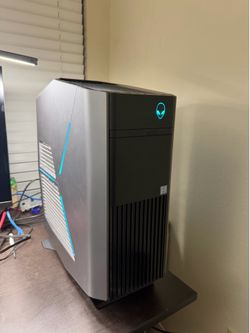 Alienware Aurora R8 Gaming PC – RTX 2070 Super – 32GB RAM