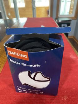 Fsmiling Winter Earmuffs 2 in the box