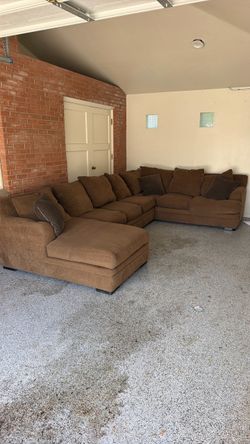 Sectional couch