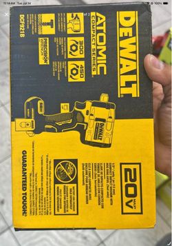 Dewalt 20v. Cordless atomic 1/2 impact wrench tool only