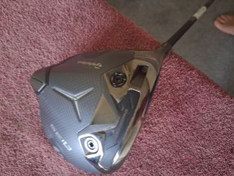 Like new left hand taylormade qi35 driver head 2025 26  model