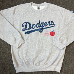 Dodgers Teacher Appreciation Night Stadium Giveaway Sweater Size XL