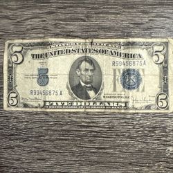 1934 $5 BLUE SEAL SILVER CERTIFICATE AU