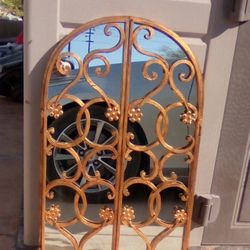 VINTAGE IRON MIRROR