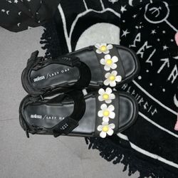 Lazy Oaf x Melissa daisy platform sandal 