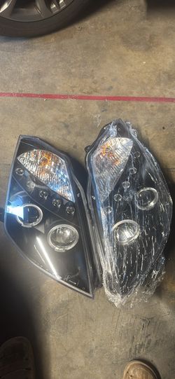 Nissan 350z front Headlights parts