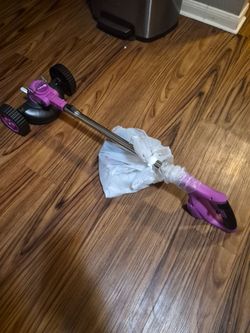 Battery operated trimmers /weed eaters