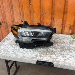 2020-2021-2022-2023 Toyota Tacoma Headlight Full Led