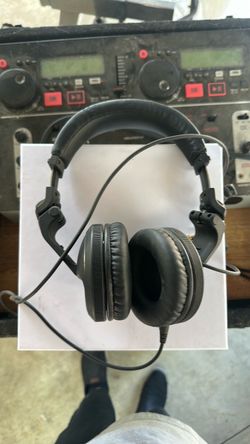 Headphones, normal use good condition Headphones normally use good condition