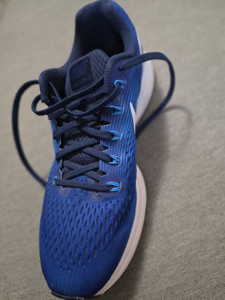 NIKE AIR ZOOM