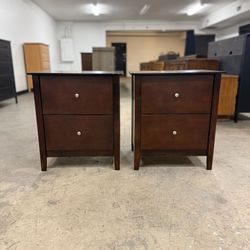 Cherry Wood Color 2 Matching Nightstands End tables