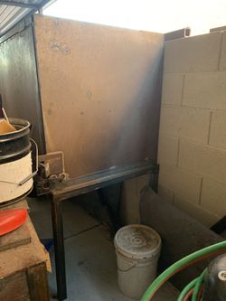 Standing Tool Box 