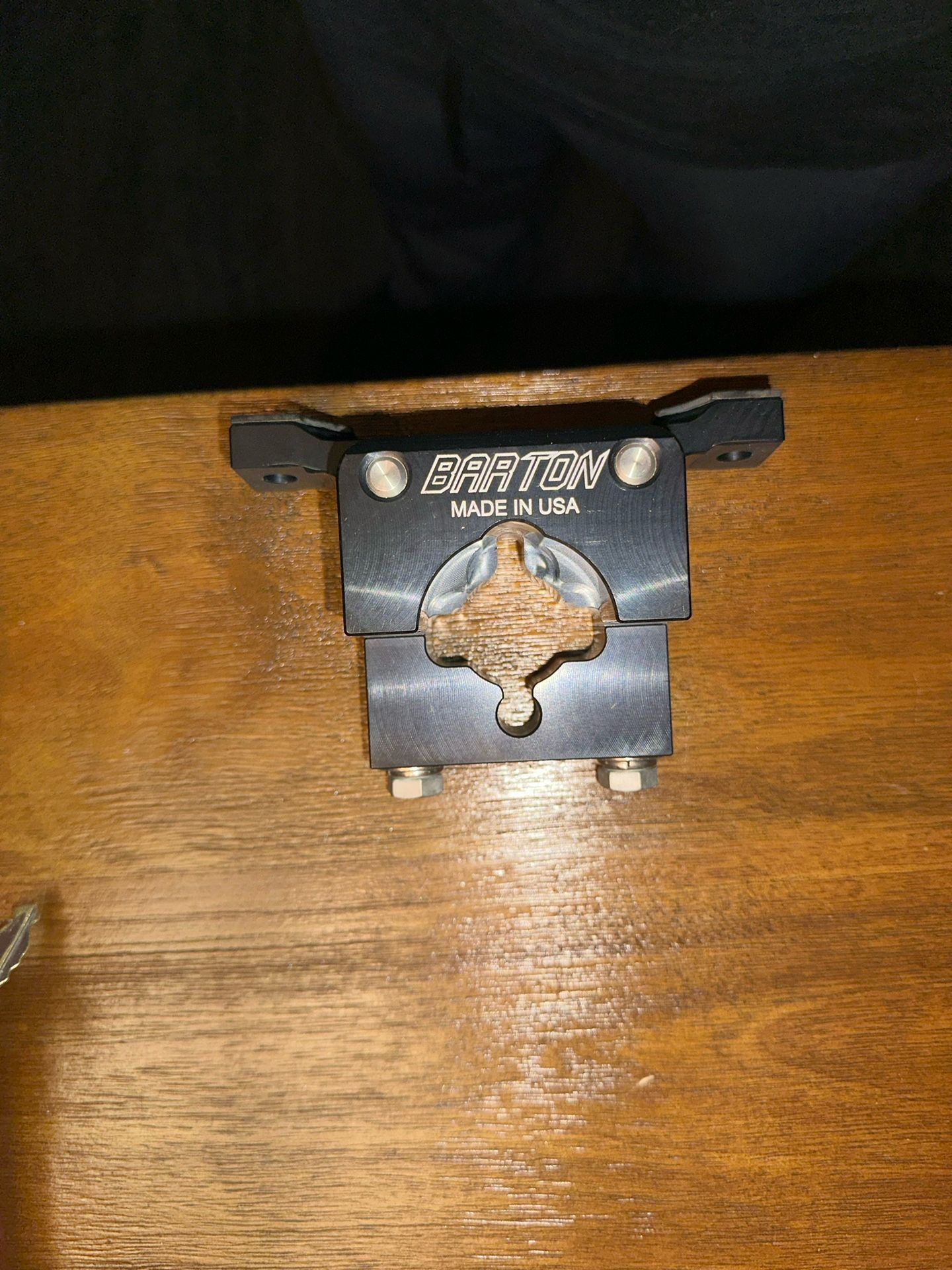 BARTON Two-Post Manual Transmisson Shifter Bracket