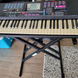 Yamaha Piano PSR-230