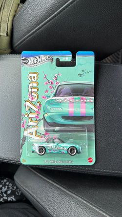 Arizona tea Hot Wheels Silver Series - 1991 Mazda MX-5 Miata (AriZona Tea Edition)