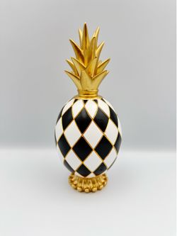 8.3 Inch Pineapple Decor Statue, Resin Black and White Checkered Pineapple Decor