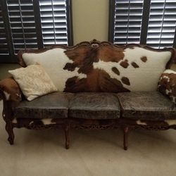 Antique Custom Cowhide Upholstered Couch/sofa