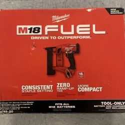Milwaukee 2749-20 M18 Fuel Lithium-Ion 18 Gauge 1/4 in. Cordless Narrow Crown Stapler (Tool Only) 