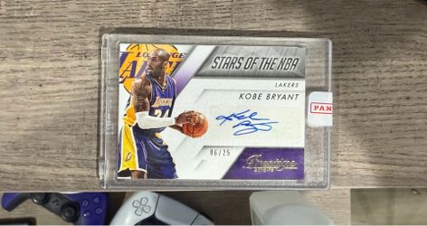 Kobe Bryant auto /25 sealed