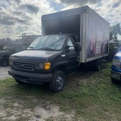 Ford E350 Super Duty 2003 Engine And Transmission Good 6 New Tires 