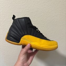 Jordan Retro 12 Black Gold 