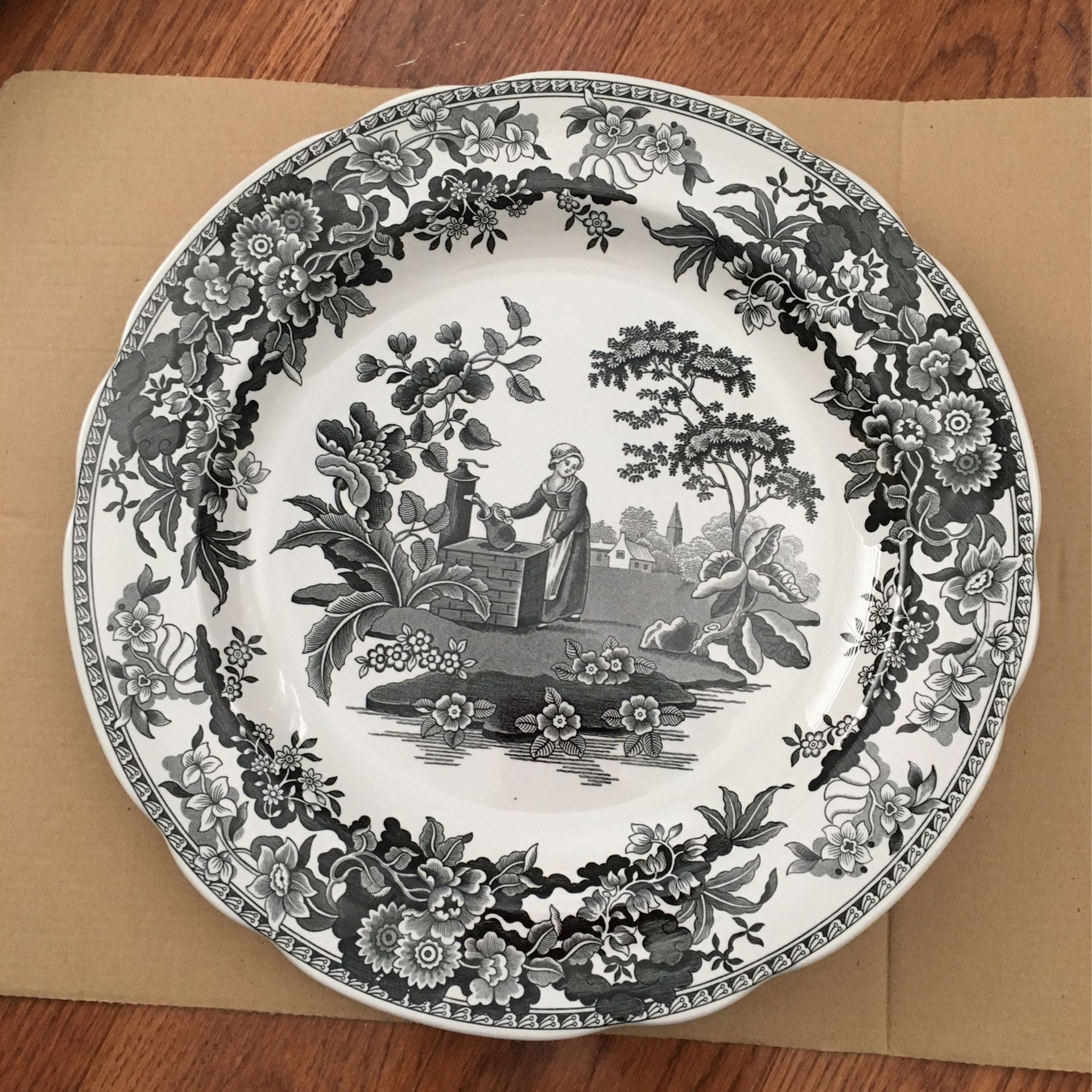 Spode The Archive Collection - 4 Plate Set/Georgian Series. Non Smoking Home
